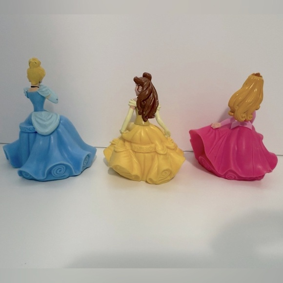 3โ Disney Princess Cake Toppers Cinderella, Belle & Sleeping Beauty - Picture 7 of 7